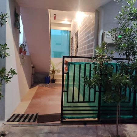 Veeru Homestay Hospet Exterior foto